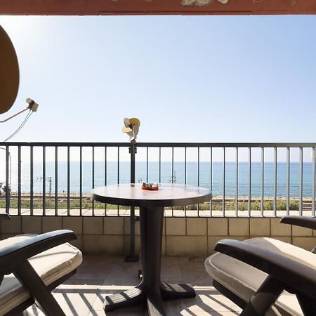 Impresionante Apartamento Delante Del Mar Vilassar De Mar Exterior photo